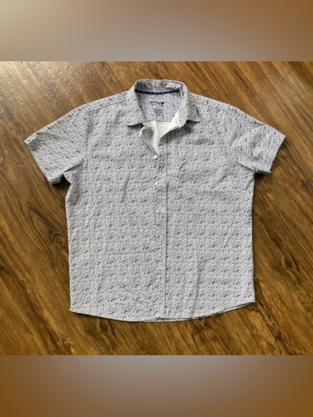 Apt. 9 Men's Light Blue Short-Sleeve Button-Down Shirt